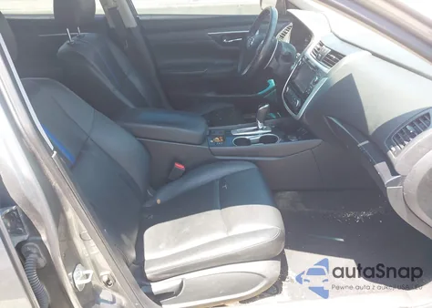 2018 Nissan Altima 2.5 Sr z USA, uszkodzony, nr VIN 1N4AL3AP5JC160552